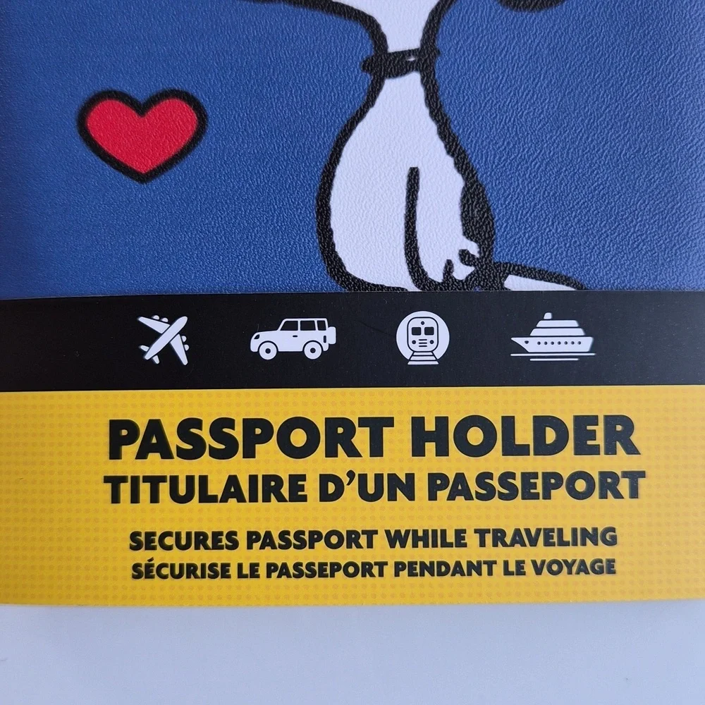 Peanuts Snoopy Blue and Red Passport Cover - Picture 3 of 7